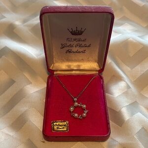 Gold Plated Pendant Necklace with Pearls